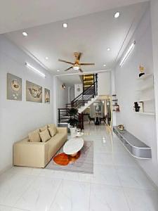 SIÊU PHẨM TÂN BÌNH 2 MẶT TIỀN - HXH - 3 TẦNG - 42M2 - 4PN - VỊ TRÍ CỰC ĐẸP - CHỈ 4.9 TỶ